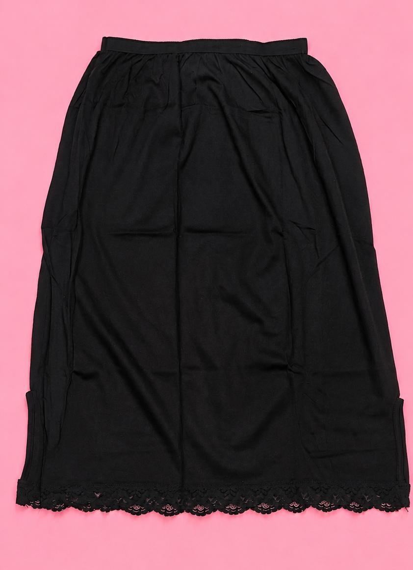 Under Skirt